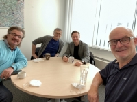 2021 12 15 Kaffeepause im neuen Büro mit Josef Gokl und e-force Kollegen