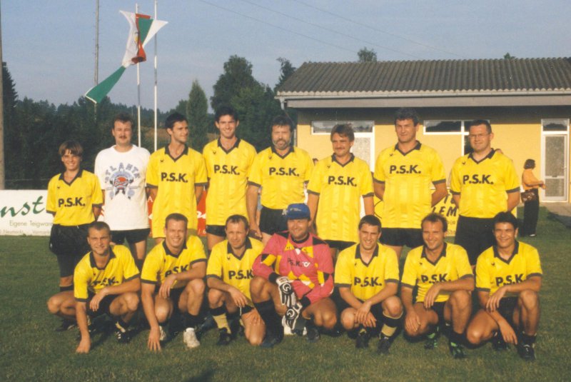 1996-08-10-fussballspiel-sz_emv-waden_muskelfaserriss
