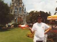 1993 06 22 Amerikatournee des Spielmannszuges vor dem Märchenschloss in Disneyworld Orlando
