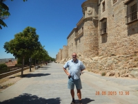 Spanien Altstadt von Avila und Kirchen außerhalb der Stadtmauer